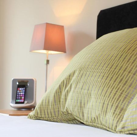 Woodside Hotel, Kenilworth - Warwick ภายนอก รูปภาพ
