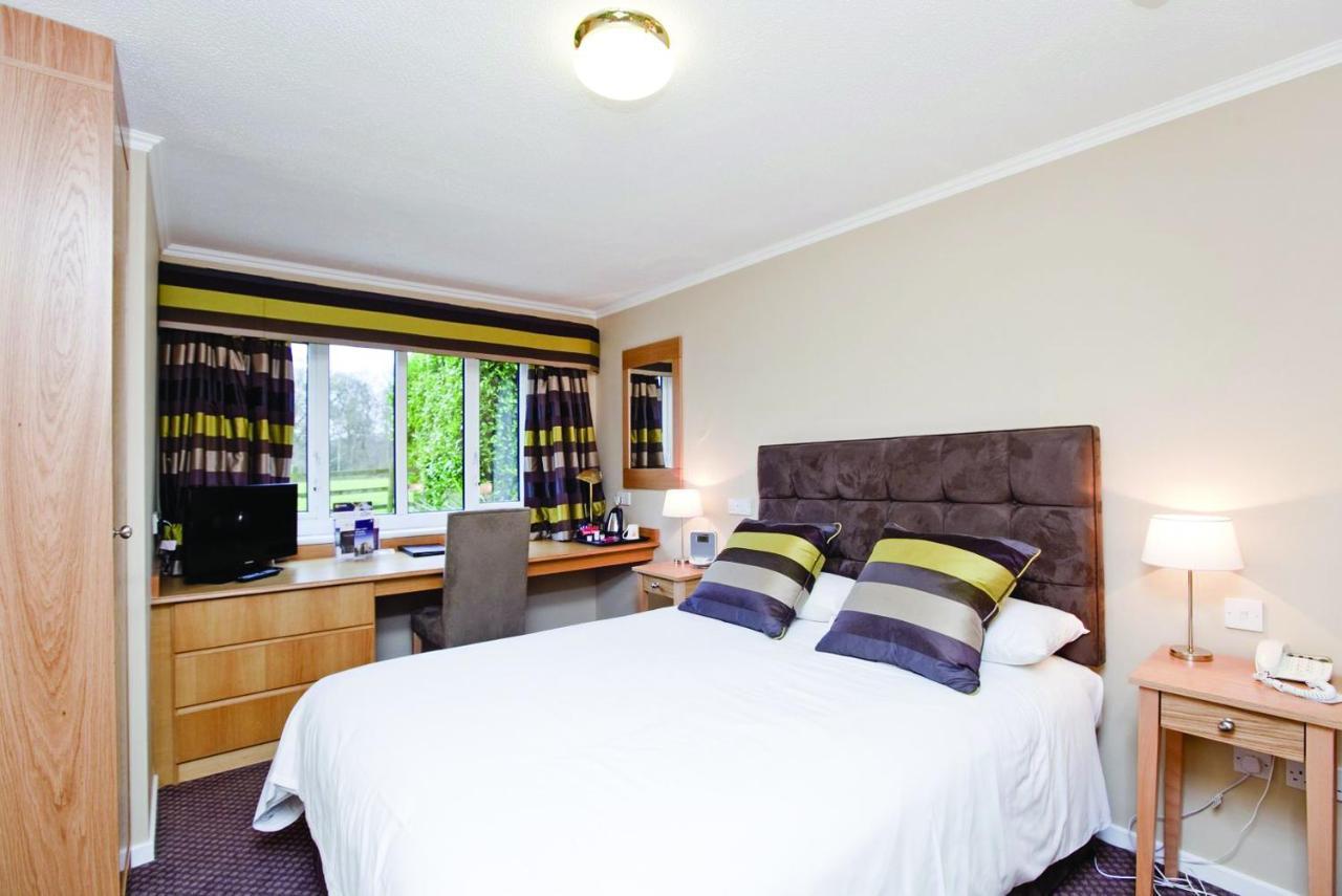 Woodside Hotel, Kenilworth - Warwick ภายนอก รูปภาพ