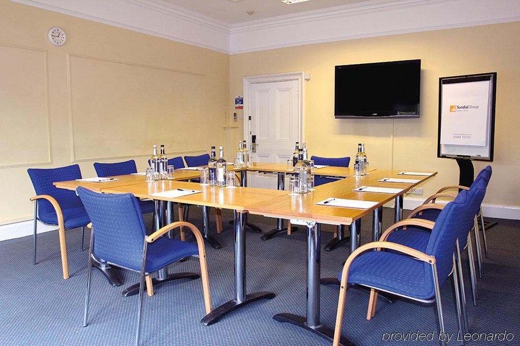 Woodside Hotel, Kenilworth - Warwick ภายนอก รูปภาพ
