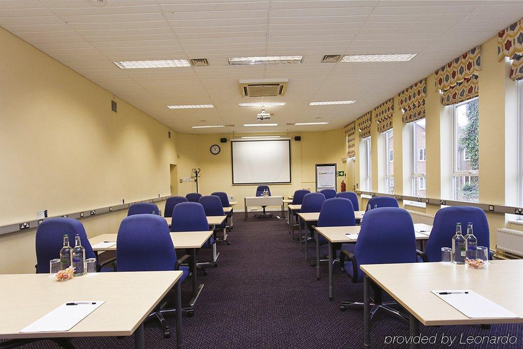 Woodside Hotel, Kenilworth - Warwick ภายนอก รูปภาพ
