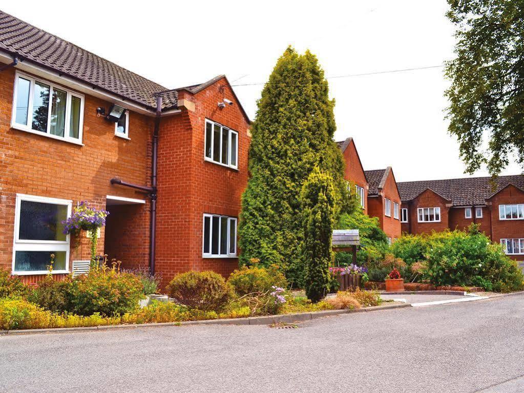 Woodside Hotel, Kenilworth - Warwick ภายนอก รูปภาพ