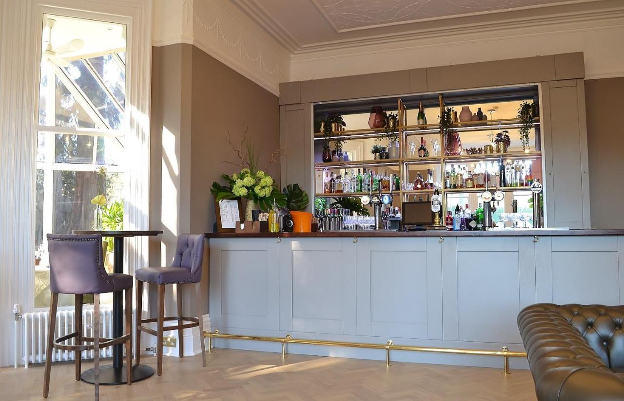 Woodside Hotel, Kenilworth - Warwick ภายนอก รูปภาพ